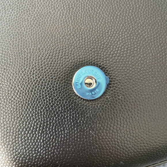 ⭐️SOLD⭐️Saint Laurent Black Kate Silver Hwr Bag with a tassel - Picture 5 of 7